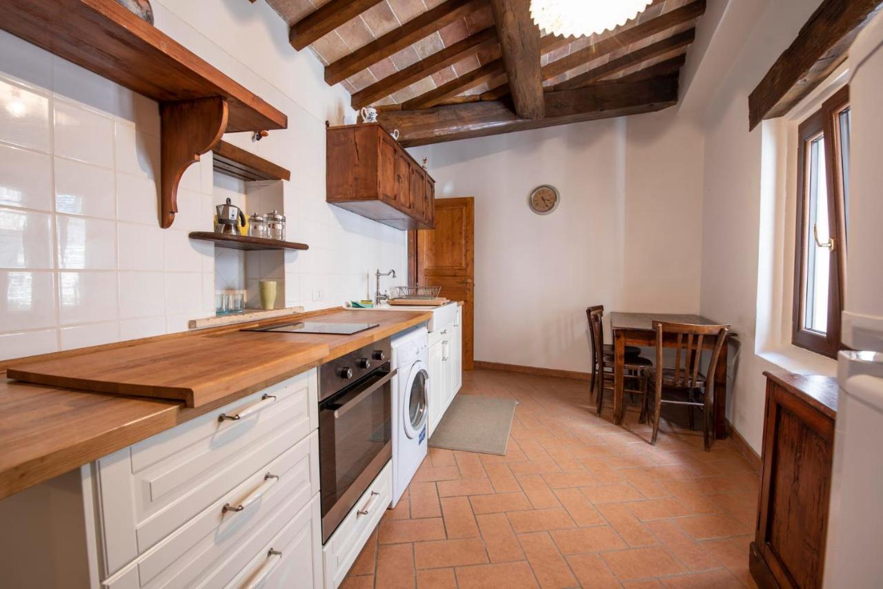 Lemon Tree Boutique Guest House Todi Exterior foto
